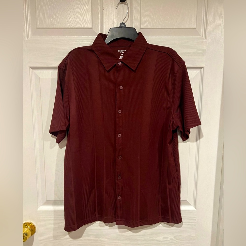 Haggar Button Up - Maroon - Large